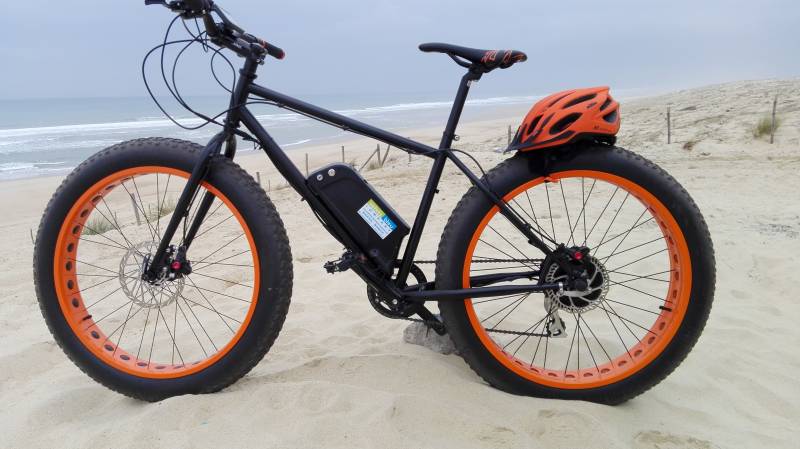 Fat Bike réalisation VBC Moteur BAFANG 750W Roue arriere batterie Dolphin 48V 14Ah 