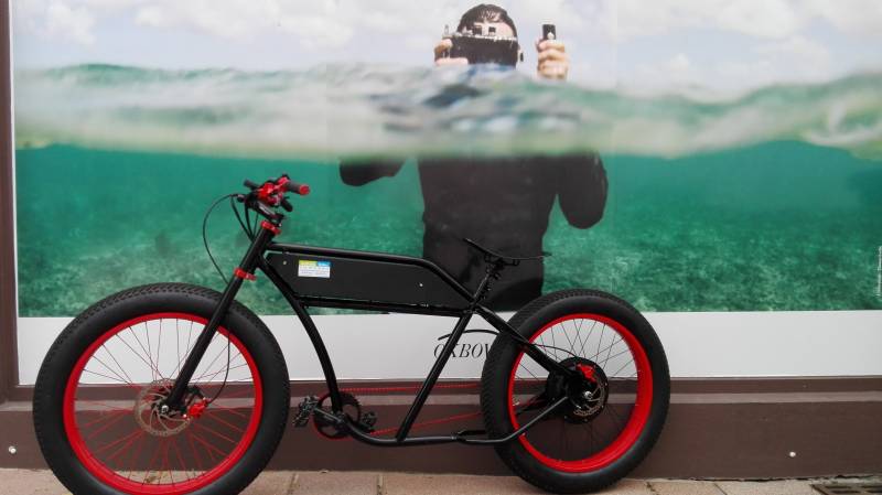 VELO RAPIDE ELECTRIQUE ,VELO ELECTRIQUE CUSTOM  BIKE