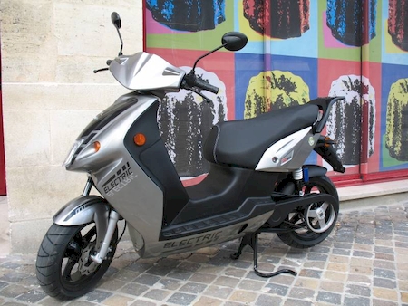 Notre zone d'activité pour ce service Magasin spécialisé en scooters électriques 125cc avec options de financement et entretien professionnel pour une mobilité urbaine efficace
